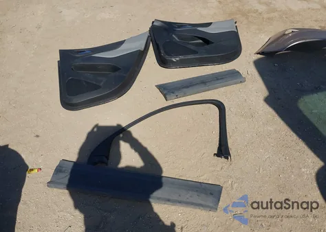 2018 Chevrolet Equinox Ls z USA, uszkodzony, nr VIN 2GNAXHEV6J6343964